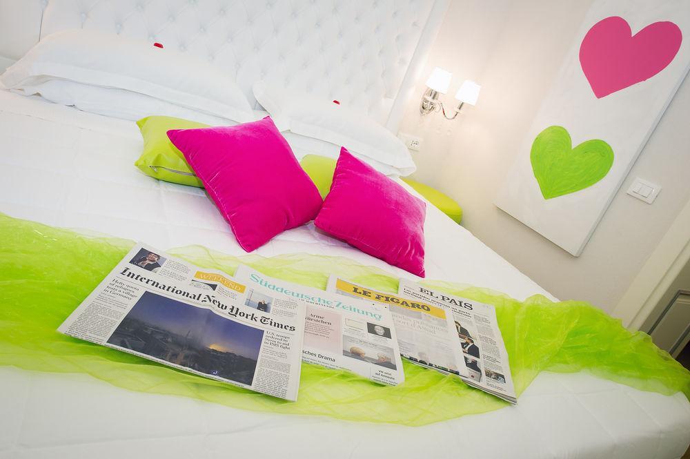 Domus Spagna Capo Le Case Bed and breakfast