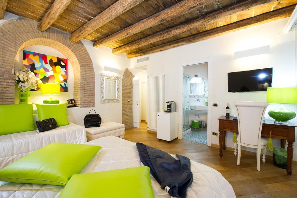 Bed and breakfast Domus Spagna Capo Le Case