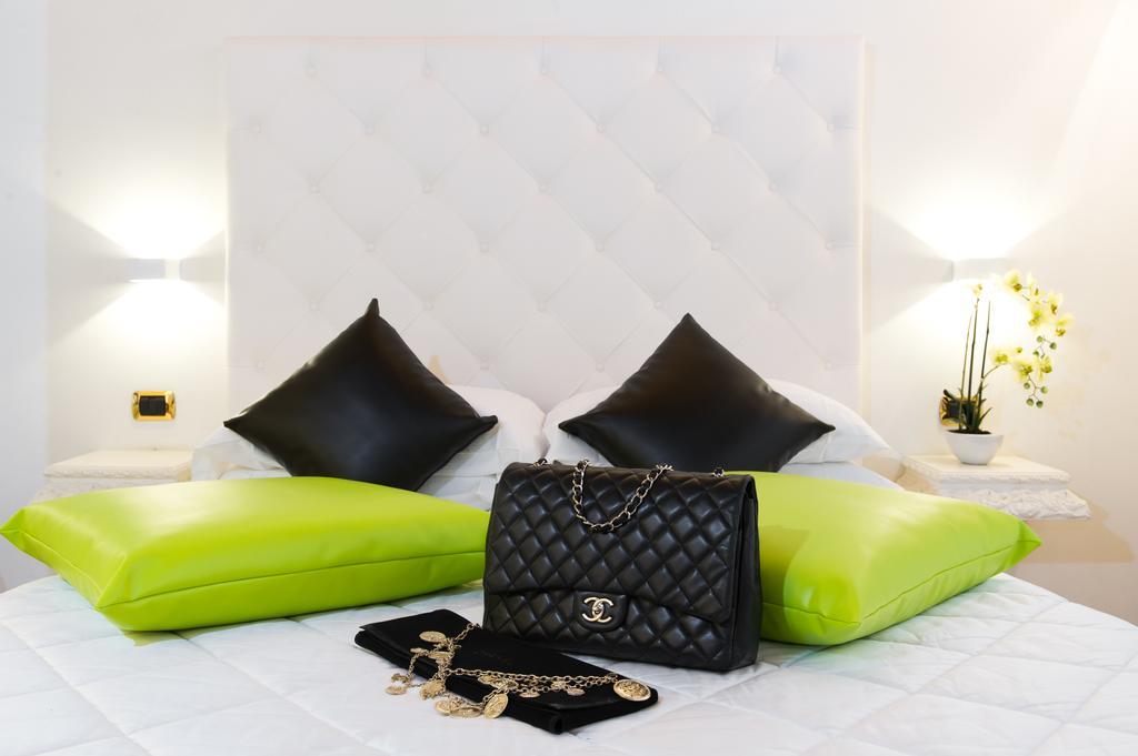 Domus Spagna Capo Le Case Bed and breakfast Roma