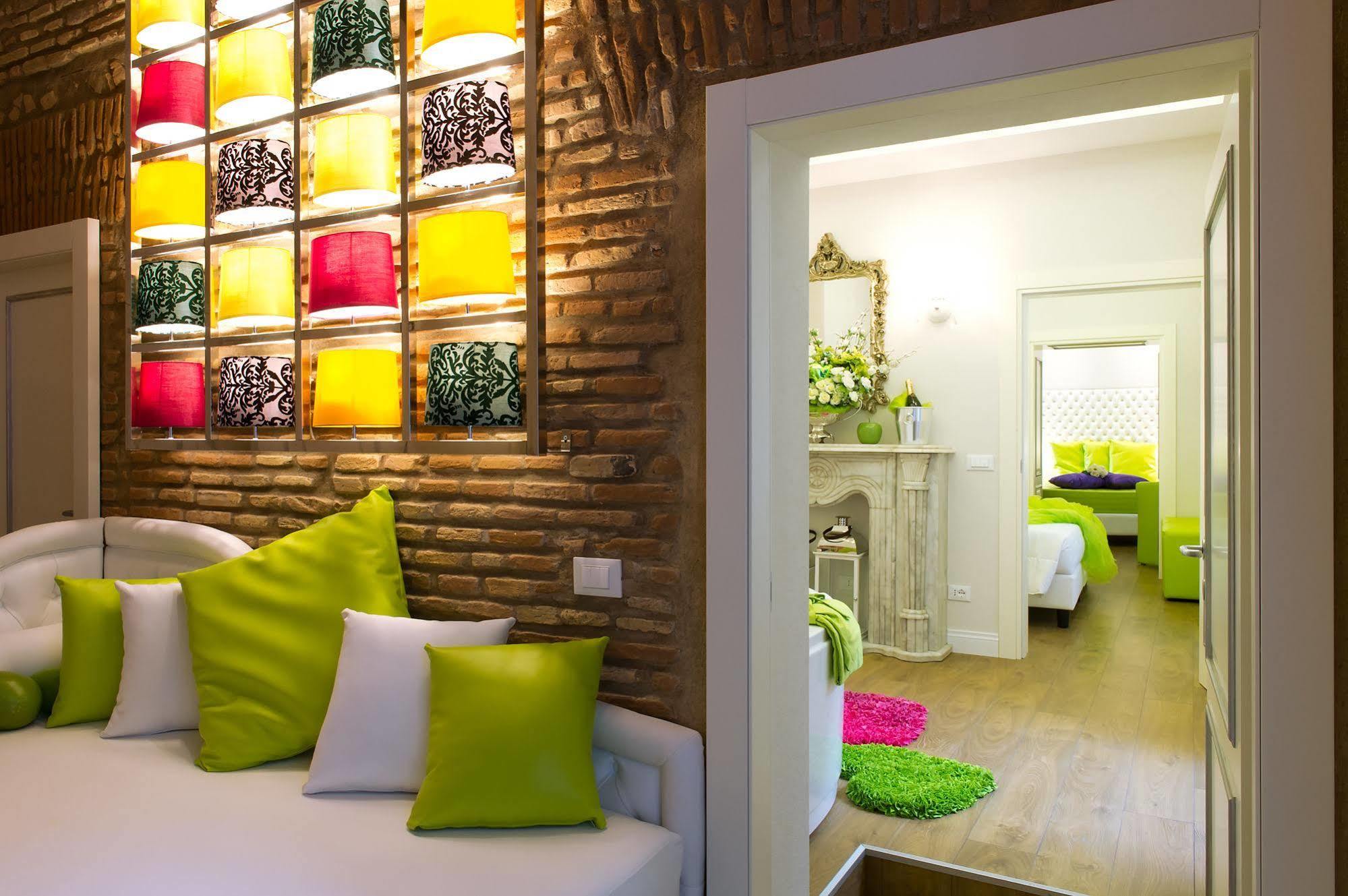 Bed and breakfast Domus Spagna Capo Le Case